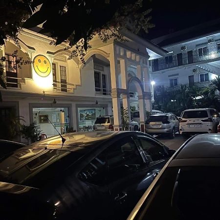 Smiley'S Guesthouse Siem Reap Exterior photo